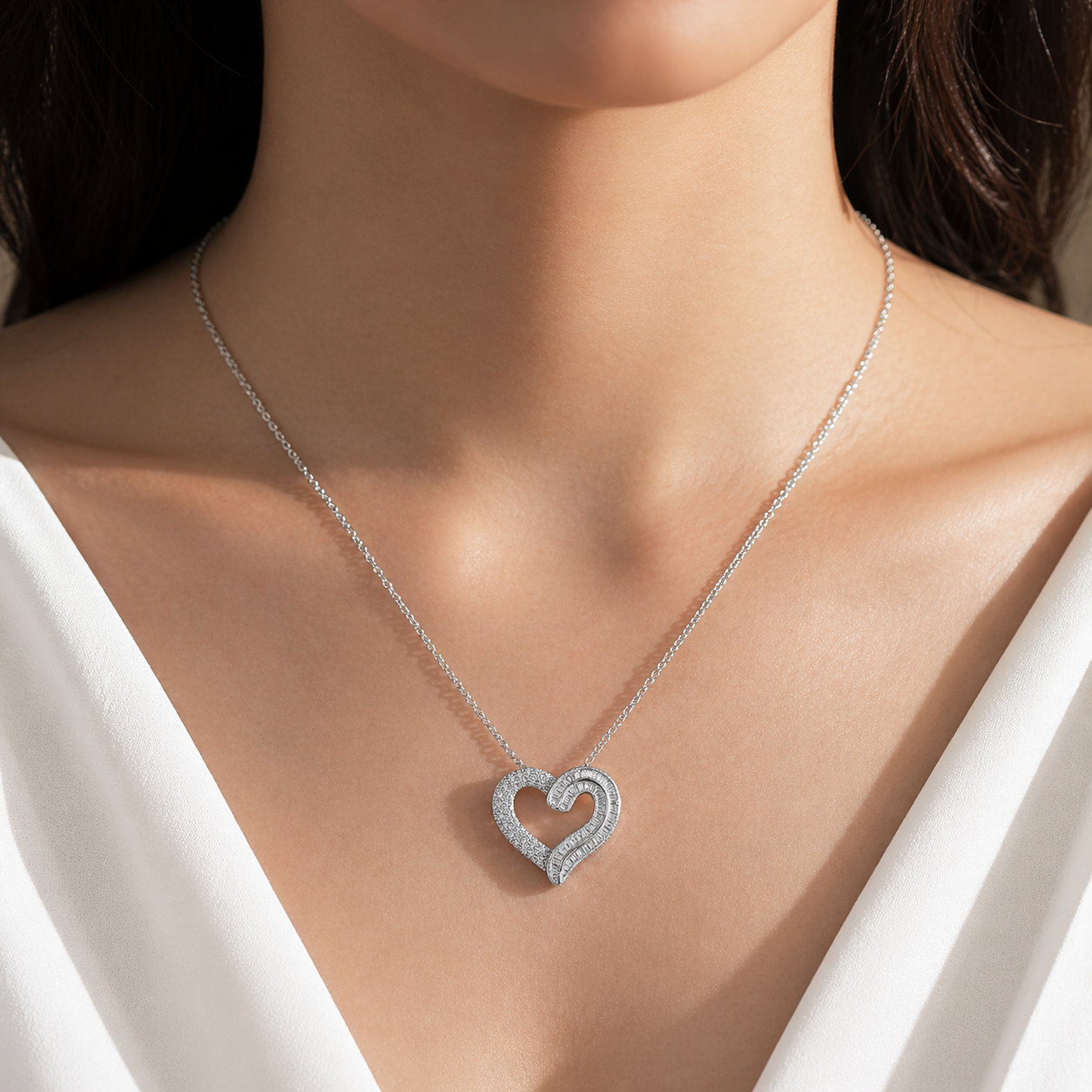 ANNETTE Open Heart Pendent Necklace 1CT