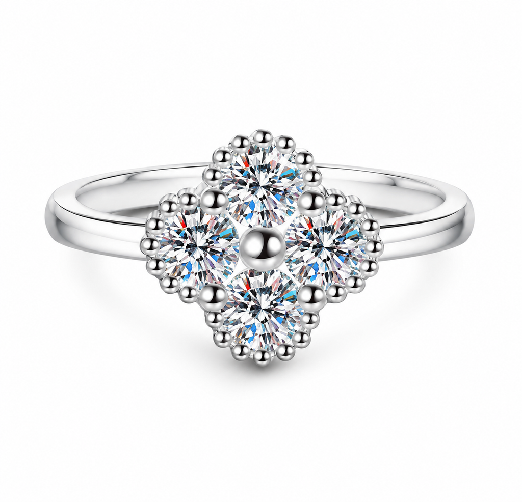 [PRE-ORDER] JULIETTE -Four-leaf Clover Mossanite 925 Sterling Silver