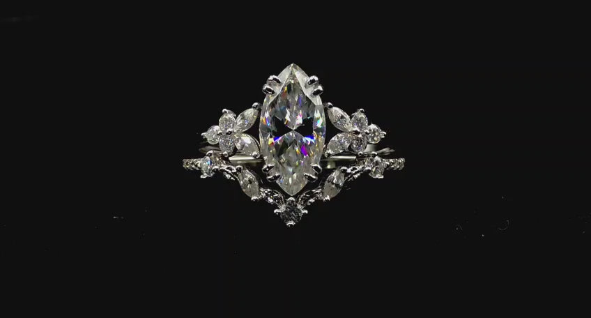 Elle Éternelle Fleur Marquise Bridal Set – Engagement Ring & Matching Wedding Band